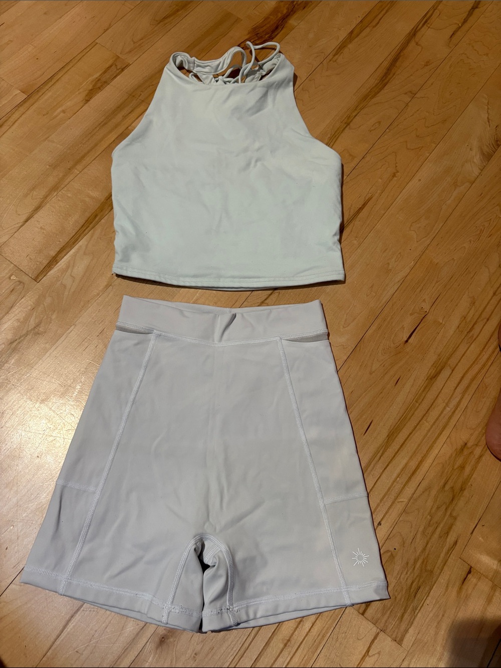 ALO Yoga Lace-Back Crop Tank and arie High-Waist Bike Shorts in Light Blue - Picture 3 of 5